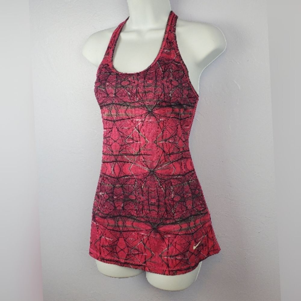 NIKE Tank  - Picture 7 of 7